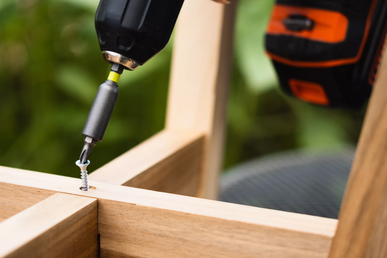 how-to-get-a-stripped-screw-out-of-wood-woody-expert