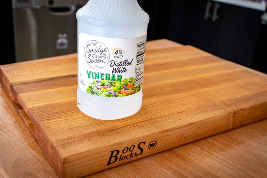 Cleaning Wood Cutting Boards With Vinegar