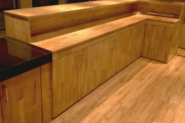 Advantages and Disadvantages of Rubber Wood Furniture